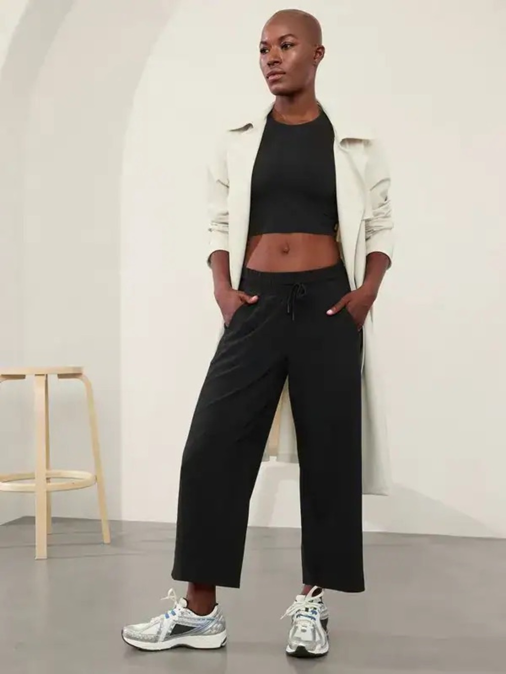 Athleta Avenue Wide Leg Crop Pants Size 2
